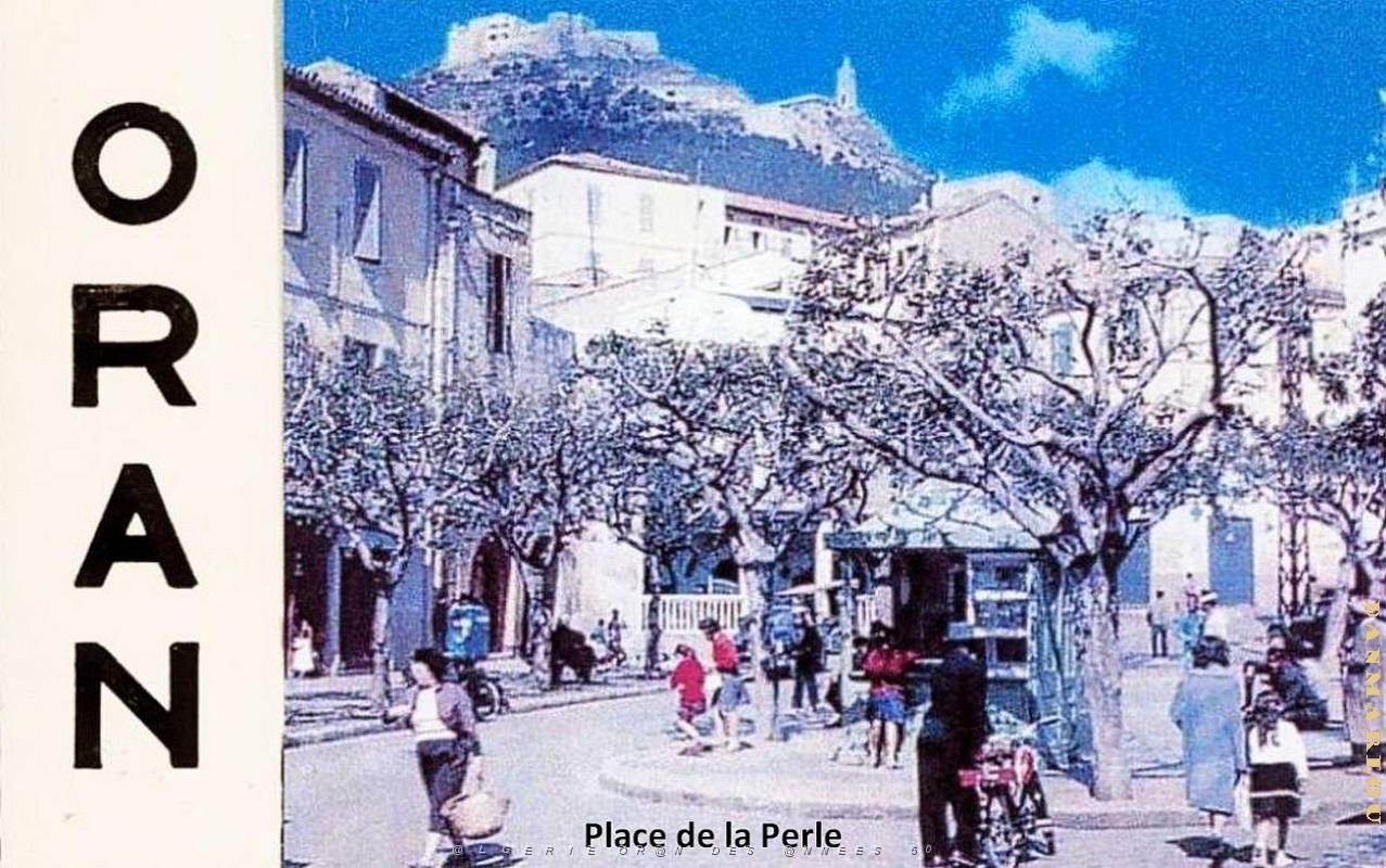 MB h- 015- eglise St-Louis et place de la perle.jpg